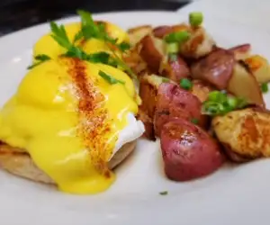 Eggs Benedict